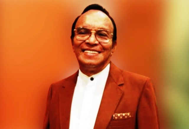 Bob Tutupoly Penyanyi Legendaris Indonesia Meninggal di Usia 82 Tahun