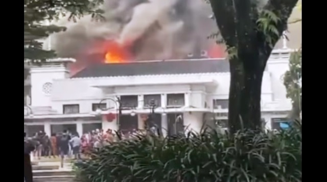Gedung Balai Kota Bandung Kebakaran di Titik Kantor Bapelitbangda, Tidak Ada Korban Jiwa