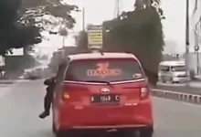 Polisi terseret mobil