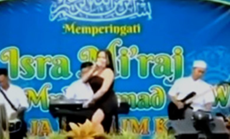 viral biduan dangdut Isra Miraj