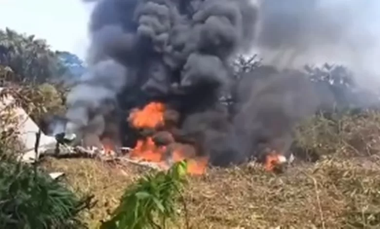 pesawat militer kolumbia jatuh