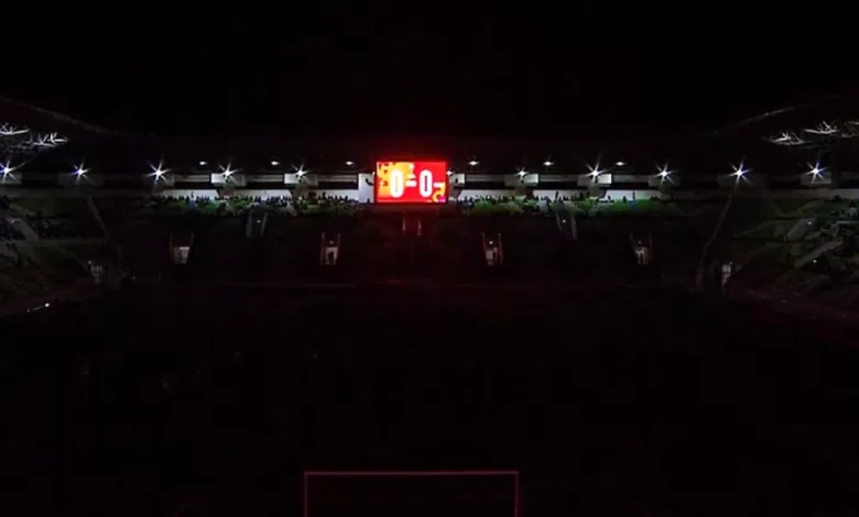 lampu stadion padam