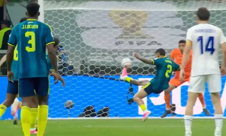 Babak Pertama Uzbekistan vs Kolombia