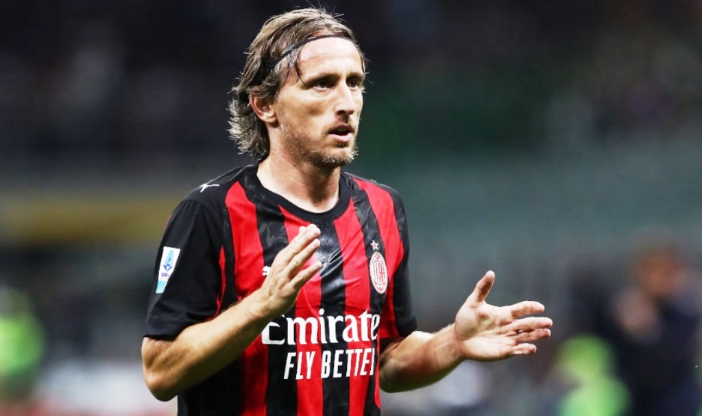 Luka Modric Bakal Bertahan di AC Milan hingga 2027 dengan Kontrak Baru