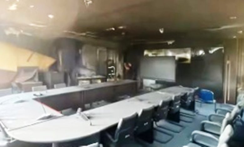 kantor diskominfo kukar dibakar