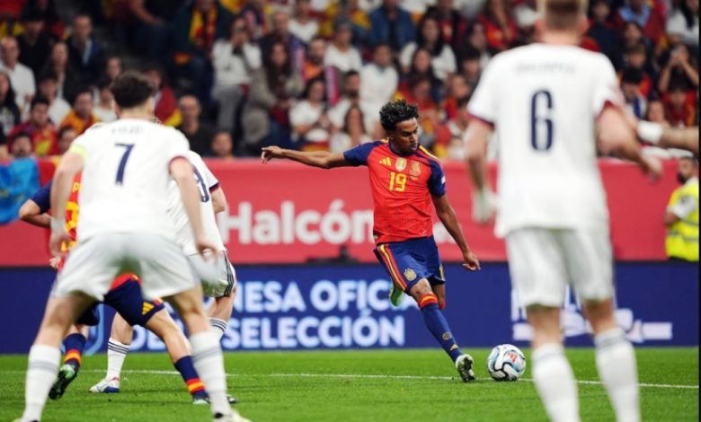 skor Spanyol vs Ceko